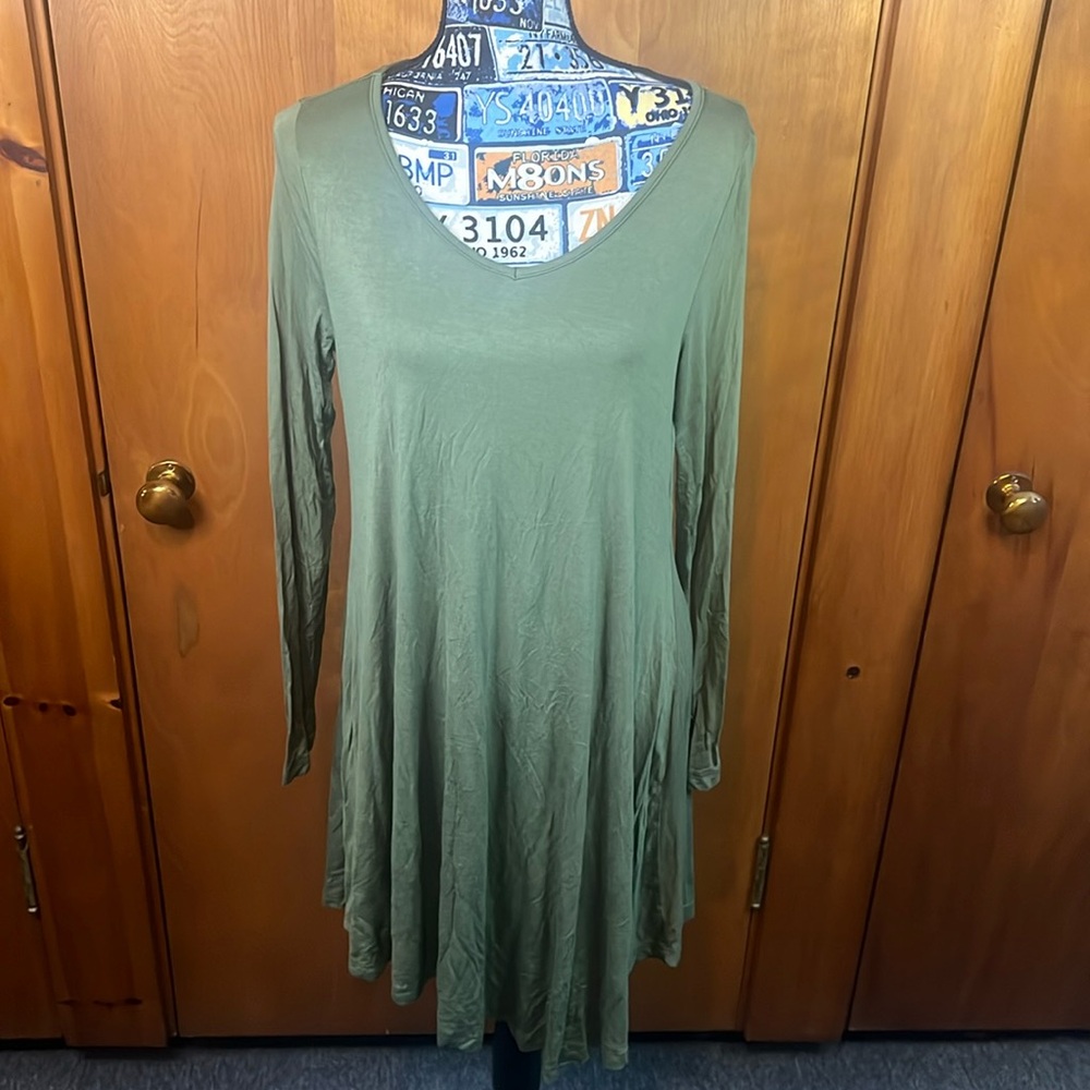 Poseshe Dress Size Large